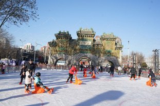 北青：U16男足年底或明年初展开集训，与更多强队热身（据北青：中国U16男足预计年末至明年初集结，将与更多强队进行热身赛）