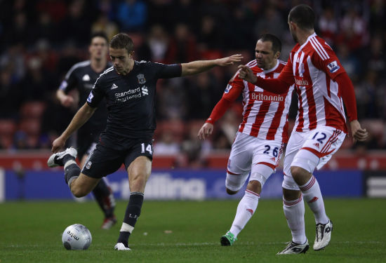 这什么越位线？防线问题or中场问题，弗里克为何矜持自负？（越位线离谱？病灶在后防还是中场，弗里克为何矜持又自负）