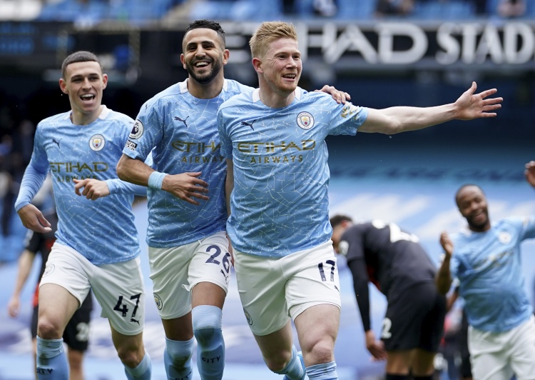 新人王争夺越来越刺激（新人王角逐愈加白热化）