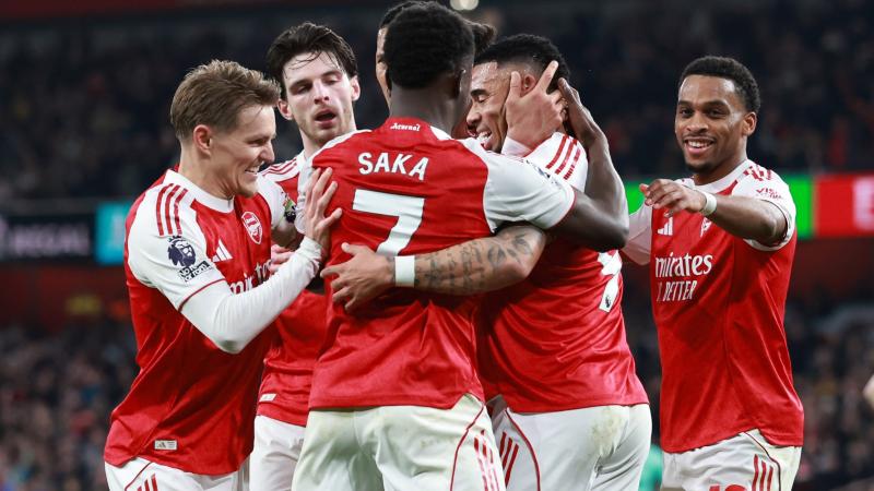 欧冠淘汰赛前瞻：拜仁客战曼城,（欧冠淘汰赛前瞻：拜仁做客挑战曼城）