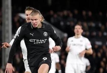 成都混团世界杯：国乒8-3击败韩国，十战全胜晋级决赛（成都混合团体世界杯：国乒8比3力克韩国，豪取十连胜挺进决赛）