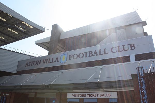 队报：南野拓实预计赛季报销，将错过2026世界杯（队报：南野拓实恐因伤赛季报销，或缺席2026年世界杯）