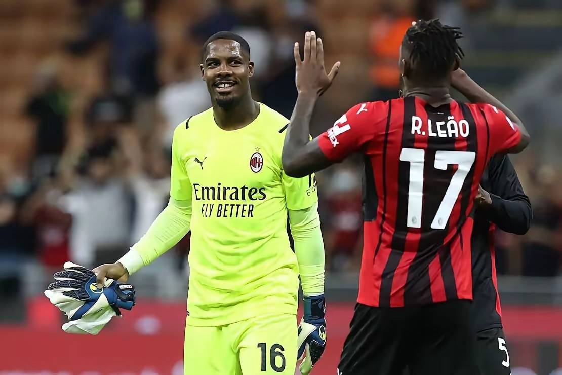 罗马诺：卢克曼没参加训练，这是他对亚特兰大的回应（罗马诺：卢克曼以缺席训练回应亚特兰大）