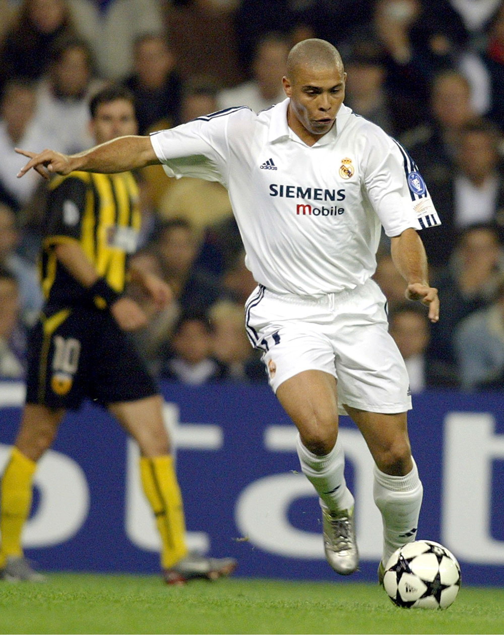 26岁巴西中场天才闪耀意甲，良心价仅4000万欧，4大豪门抢疯了（26岁巴西中场爆红意甲，4000万欧良心价引四大豪门竞逐）