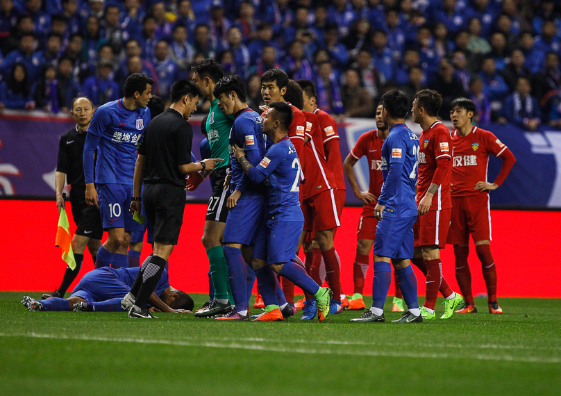 索尔巴肯：圣西罗为哈兰德鼓掌是顶级礼遇；挪威将进入新时代（索尔巴肯：圣西罗向哈兰德致敬堪称最高礼遇，挪威足球迈入全新时代）