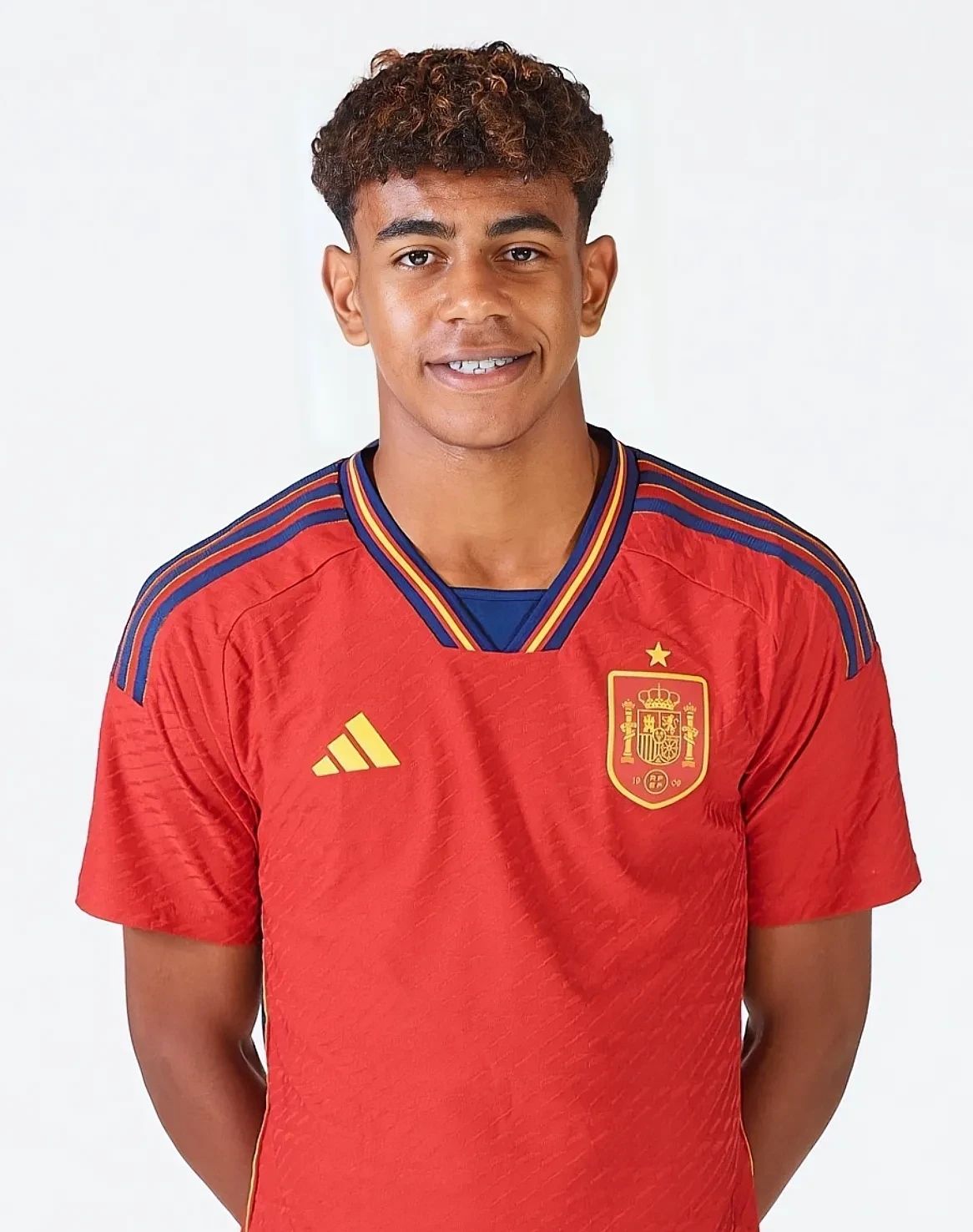 全网首发，足球纪录电影《决战梭鱼湾》明日12：00登陆爱奇艺（足球纪录电影《决战梭鱼湾》将于明日12：00独家登陆爱奇艺）