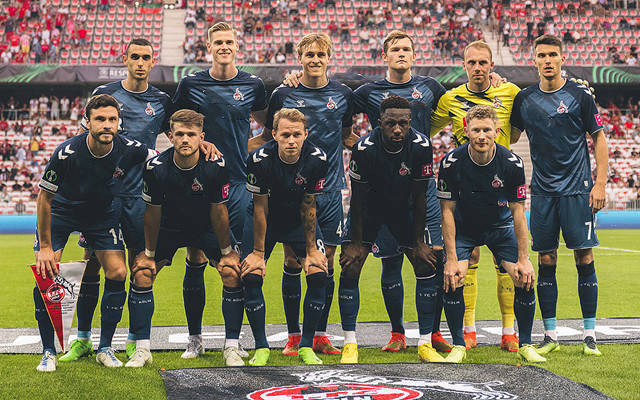 克罗地亚主帅质疑：某些球队没亮眼表现，凭啥分在一档？（克罗地亚主帅发声：表现平平的球队凭什么进第一档？）