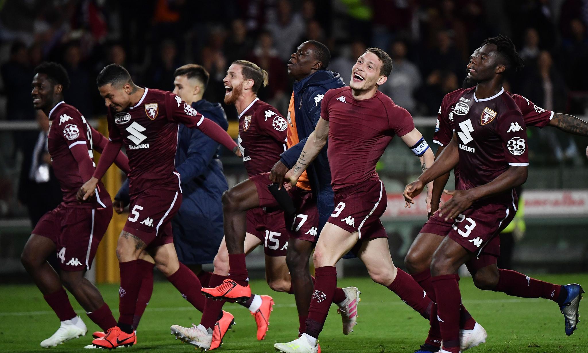 曼城德布劳内助攻斯特林破门（曼城德布劳内妙传助斯特林建功）