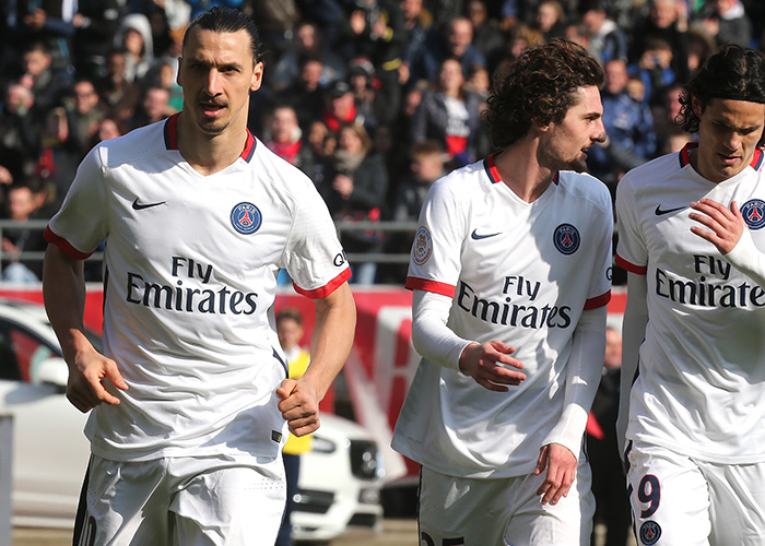 主场“三连胜”！四川蜀道远达险胜上海浦发银行女篮（四川蜀道远达险擒上海浦发银行女篮，主场豪取三连胜）