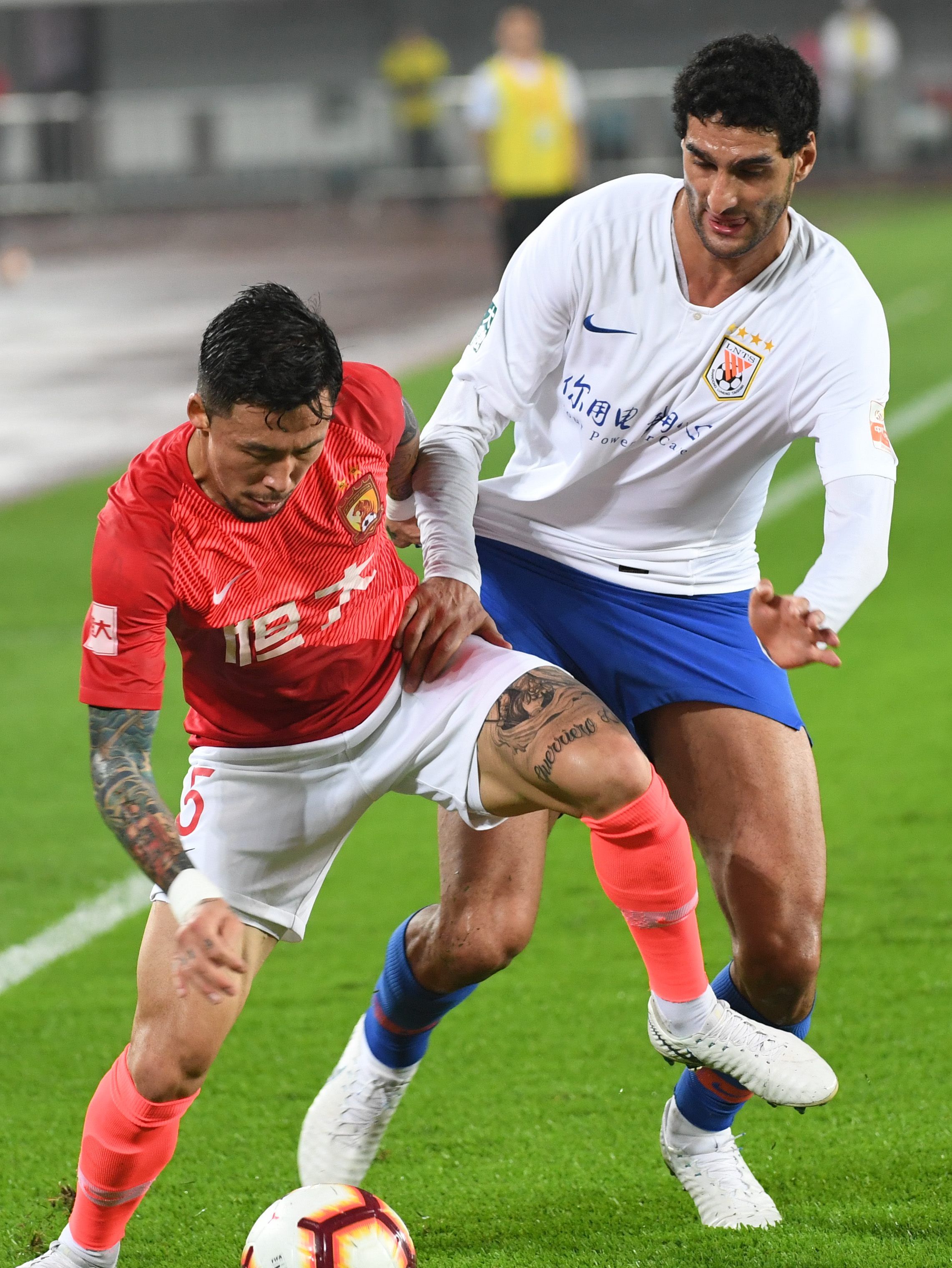 那不勒斯求购弗拉泰西：齐沃给足替补机会，他却难证明自己？（那不勒斯有意弗拉泰西：齐沃屡授替补时间，他仍未证明自己？）