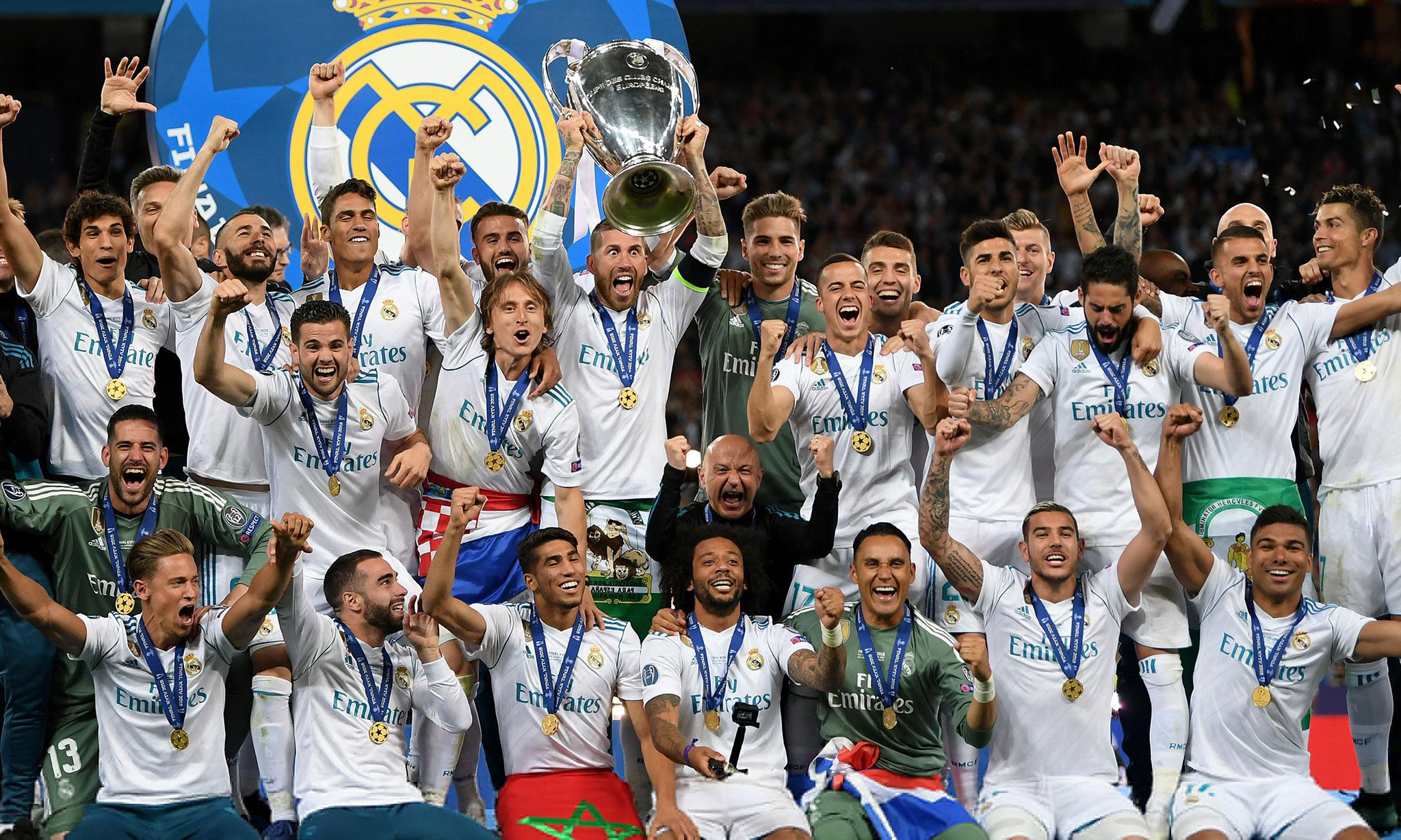 篮球篮网更新战术板，全队轮转更灵活（篮网优化战术体系，球队轮换更灵活）