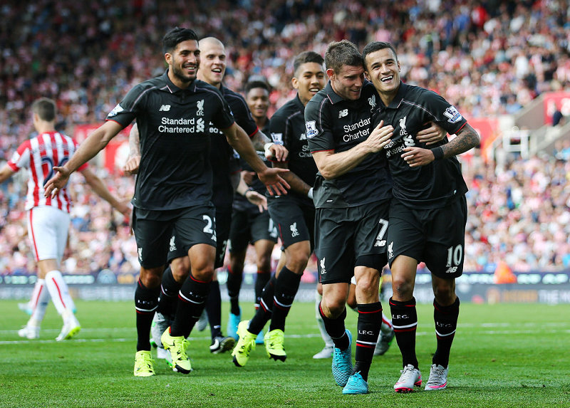 中场球员的职责是什么？（中场球员的主要职责有哪些？）