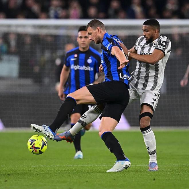 阿根廷足协主席：崭新的梦想已启航，我们肩负着卫冕的使命（阿根廷足协主席：新梦起航，卫冕重任在肩）